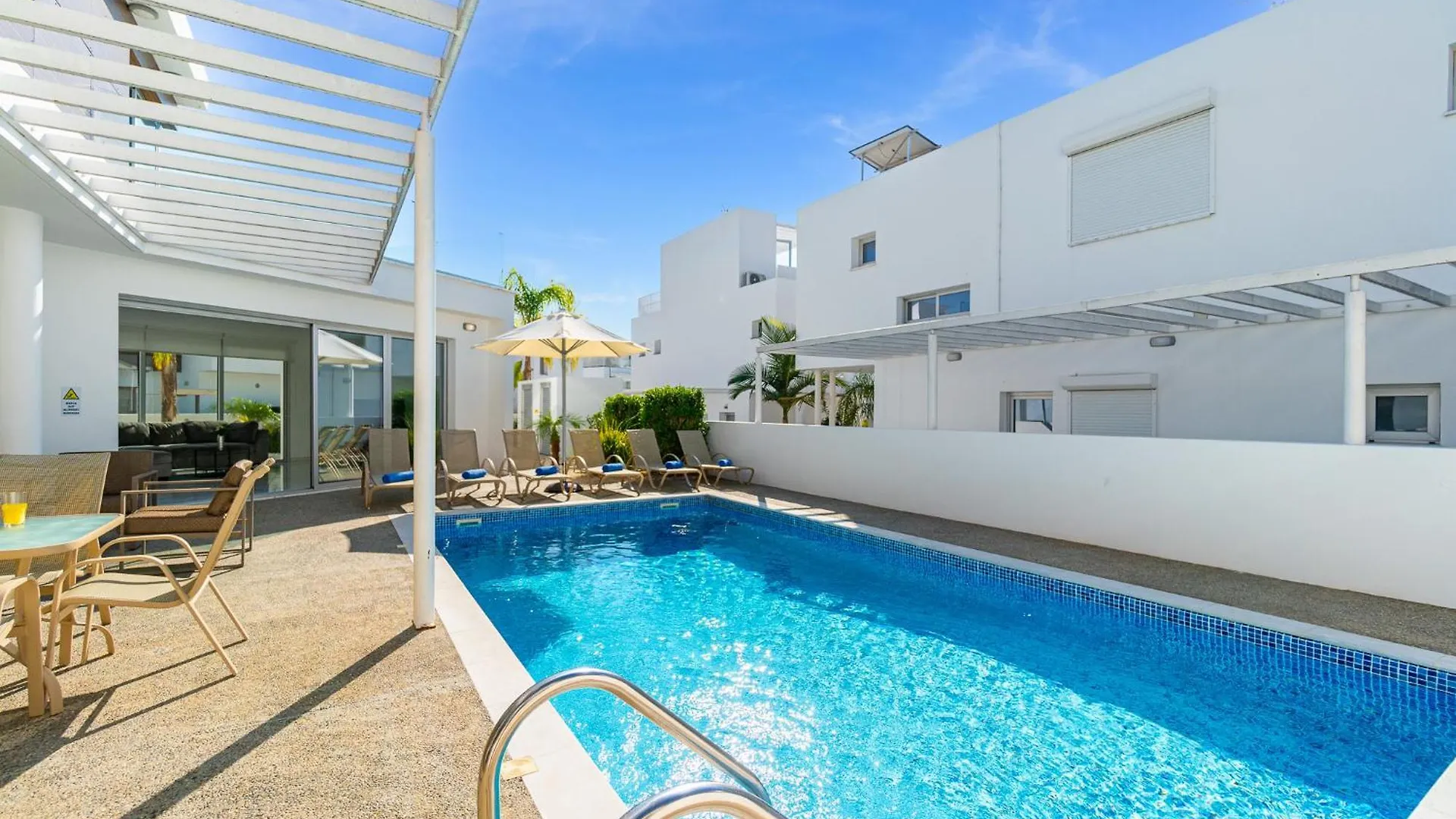Villa Elite Blu By Ezoria Villas Ayia Napa